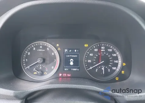 2016 Hyundai Tucson Sport z USA, uszkodzony, nr VIN KM8J3CA2XGU165193